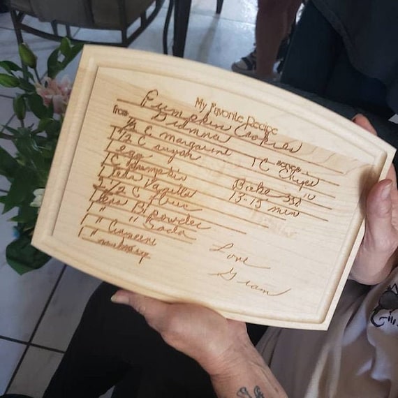 Family Recipe Cutting Board, Mom's Favorite Recipe Cutting Board ...