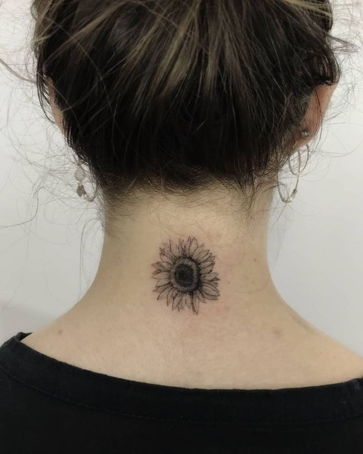 55+ Most Beautiful Sunflower Tattoos Ideas For Women