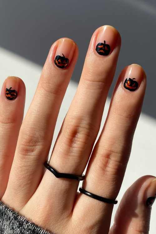 21 Cutest Pumpkin Nails That’ll Make You the It-Girl of Spooky Season