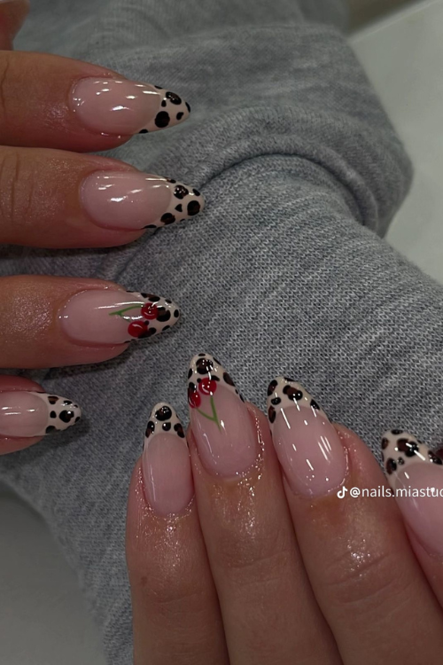 23 Almond Nails You’ll Want to Screenshot Immediately (Trust Me)