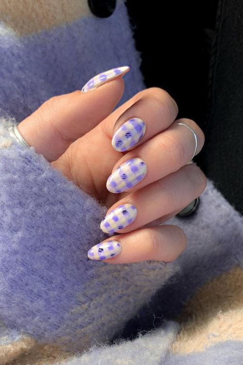 24 Gingham Nails So Cute, Even Blair Waldorf Would Be Jealous