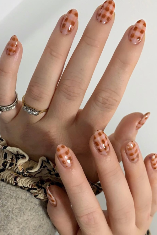 24 Gingham Nails So Cute, Even Blair Waldorf Would Be Jealous