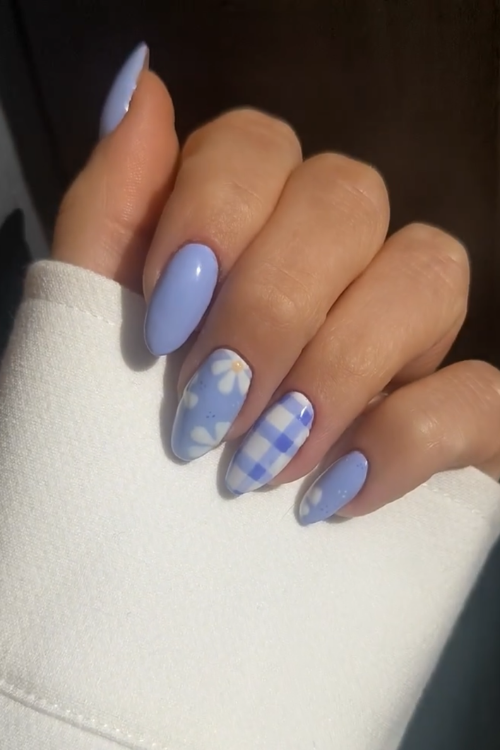 24 Gingham Nails So Cute, Even Blair Waldorf Would Be Jealous