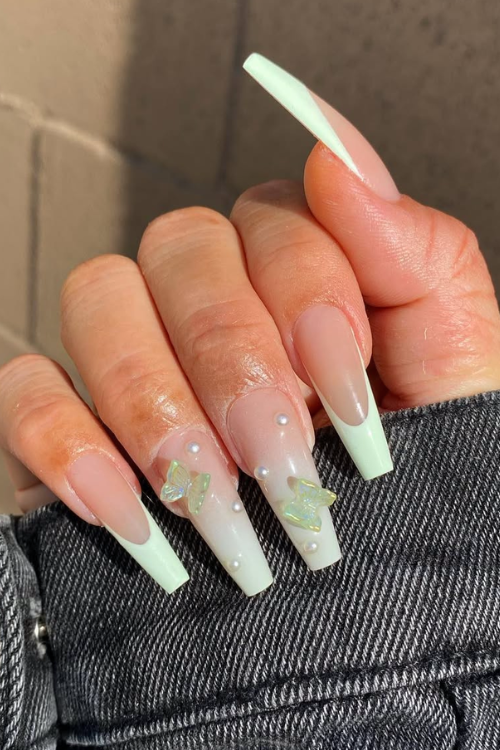 24 Pearl Nails That Look Like Luxury Bottled Into a Mani!