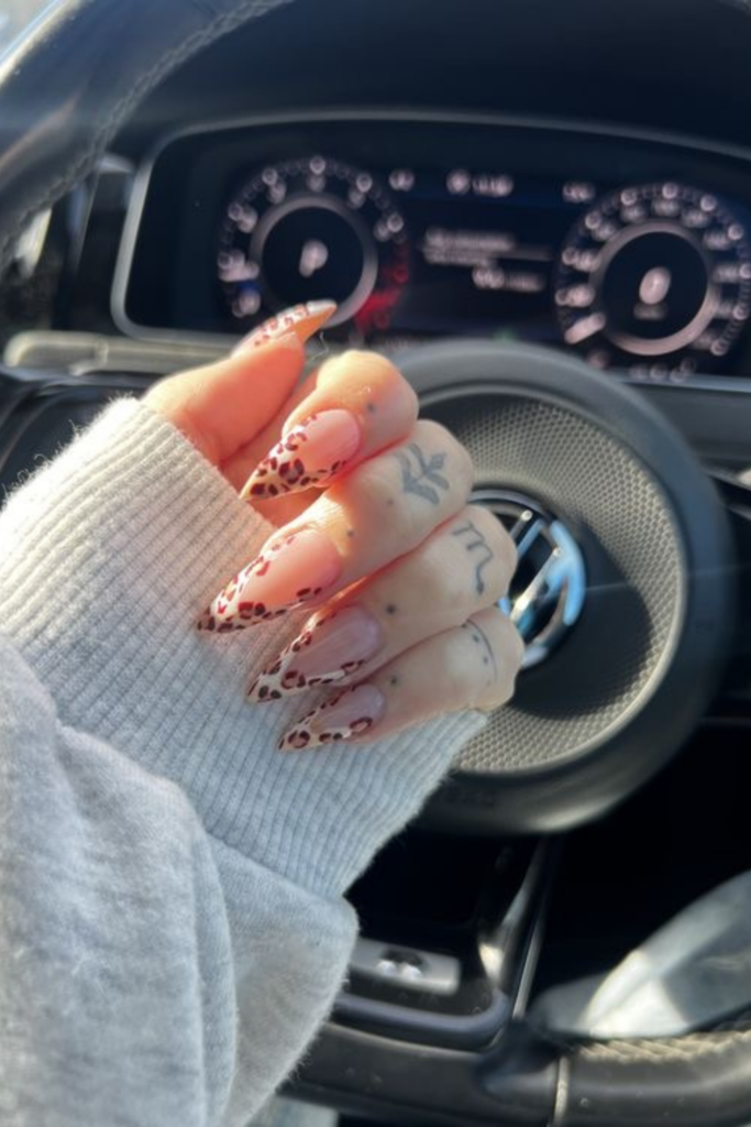 24 Spicy Leopard Nails That Slay Harder Than Your Ex’s Apology