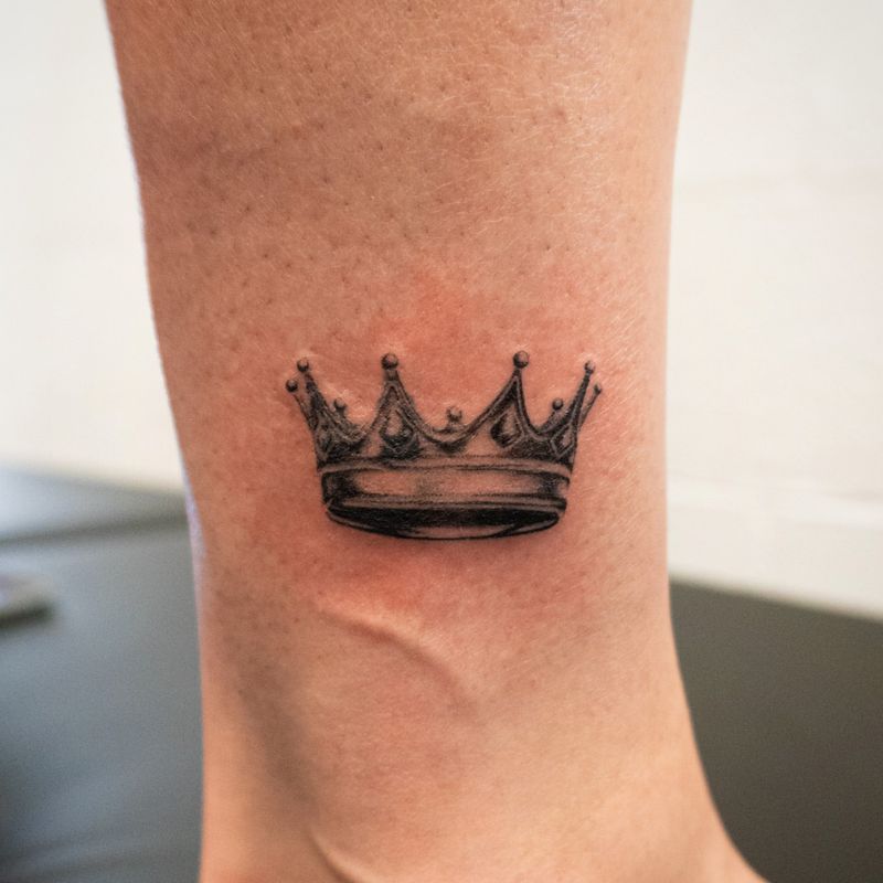 Micro Crown