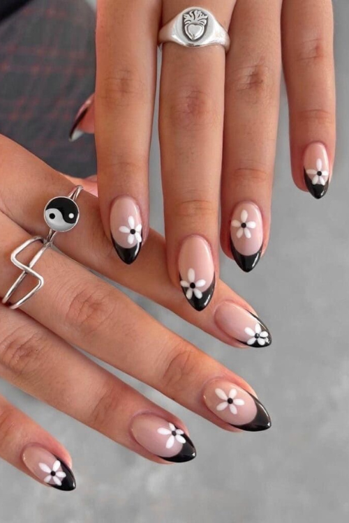 28 Black French Tip Nails That’ll Have You Booking a Nail Appointment ASAP