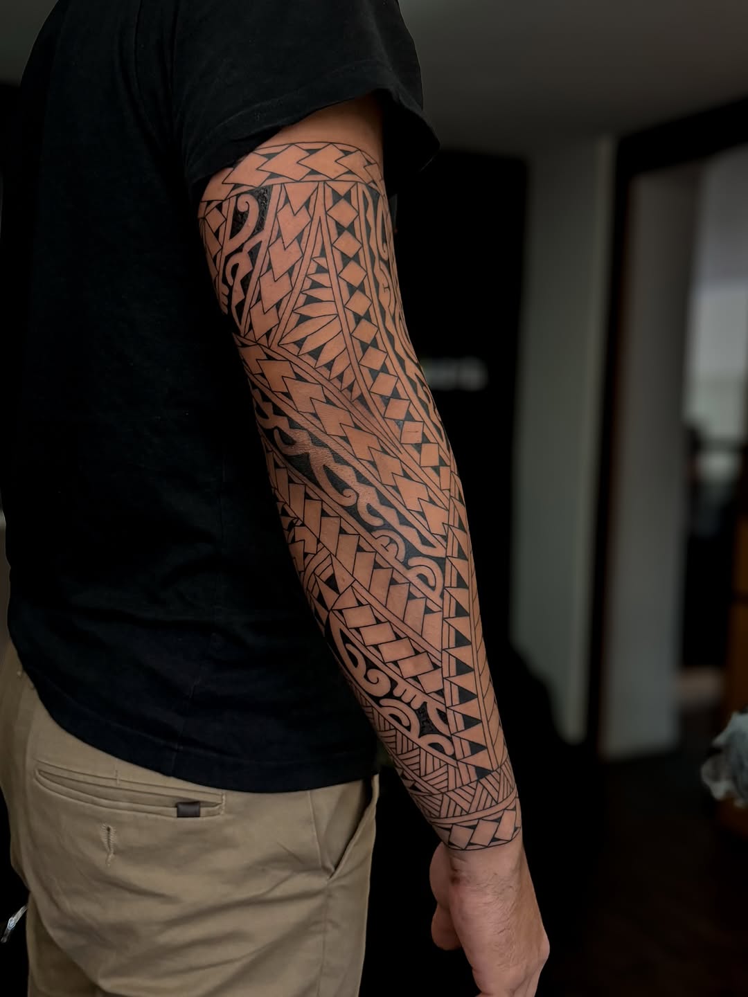 Intricate Marquesan Tribal Patterns on Arm