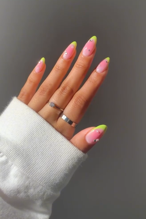 29 Aura Nails So Dreamy, They’re Straight Outta a Fairytale!
