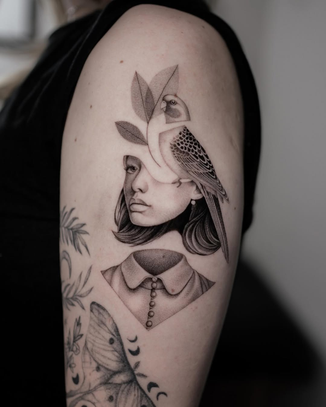 Artistic parrot tattoo with a surreal blend
