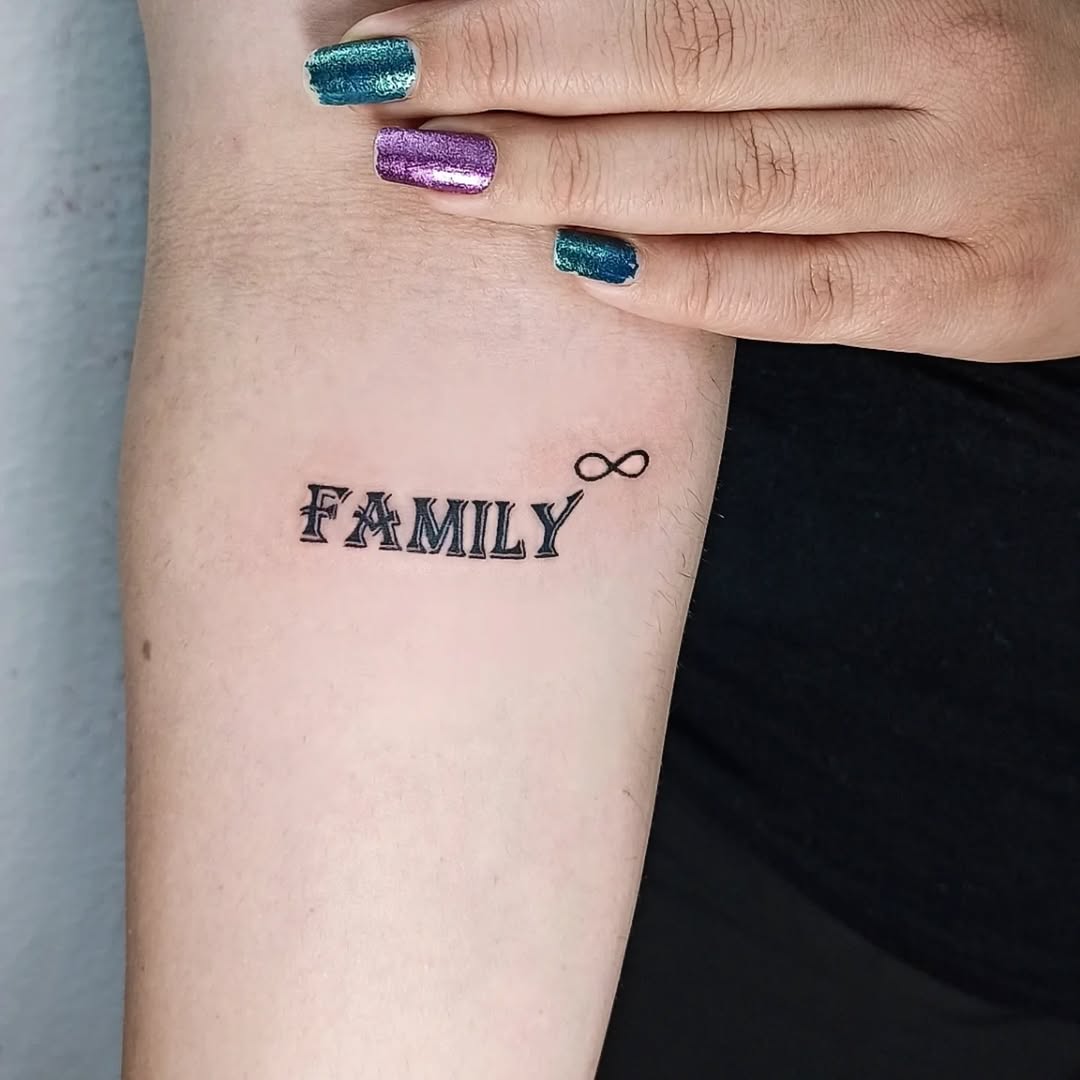 Symbolic family tattoo design with infinity