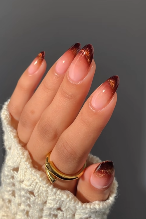29 Soft, Sleek, Stunning Velvet Nails That Scream Rich Girl Energy!