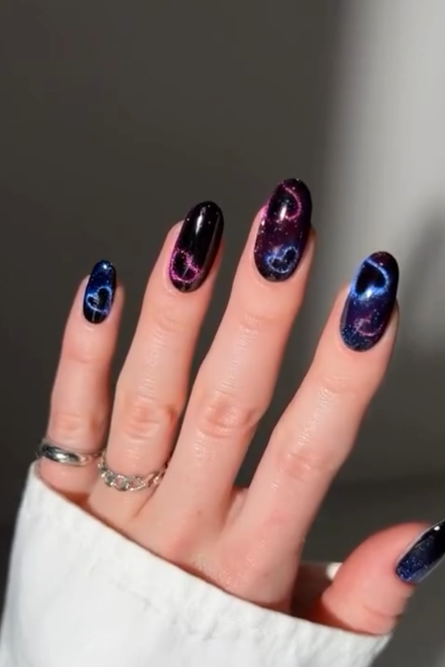 29 Soft, Sleek, Stunning Velvet Nails That Scream Rich Girl Energy!