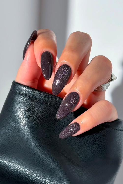29 Soft, Sleek, Stunning Velvet Nails That Scream Rich Girl Energy!