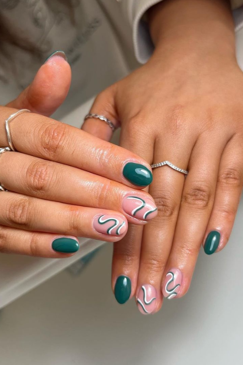 30 Downright Gorgeous Dark Green Nails You Didn't Know You Needed This Holiday Season