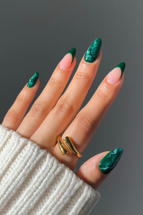 30 Downright Gorgeous Dark Green Nails You Didn't Know You Needed This Holiday Season