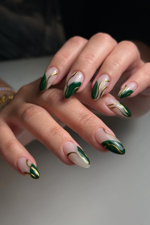 30 Downright Gorgeous Dark Green Nails You Didn't Know You Needed This Holiday Season