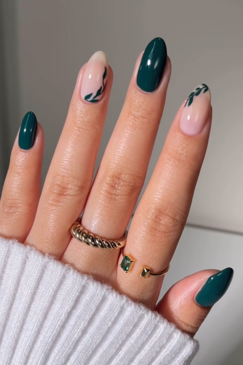 30 Downright Gorgeous Dark Green Nails You Didn't Know You Needed This Holiday Season