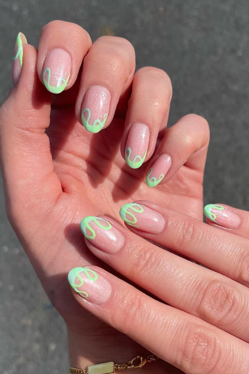 30 Fresh, Fun & a Little Flirty Light Green Nails That Are Too Cute to Ignore