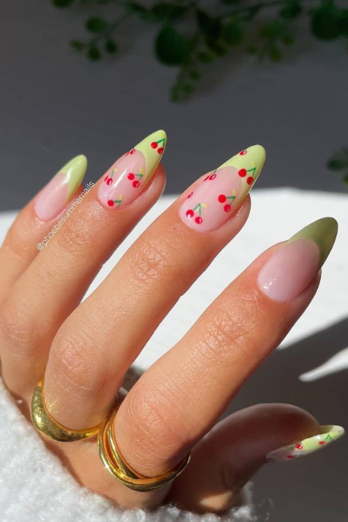 30 Fresh, Fun & a Little Flirty Light Green Nails That Are Too Cute to Ignore