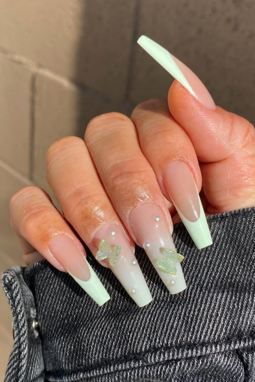 30 Fresh, Fun & a Little Flirty Light Green Nails That Are Too Cute to Ignore