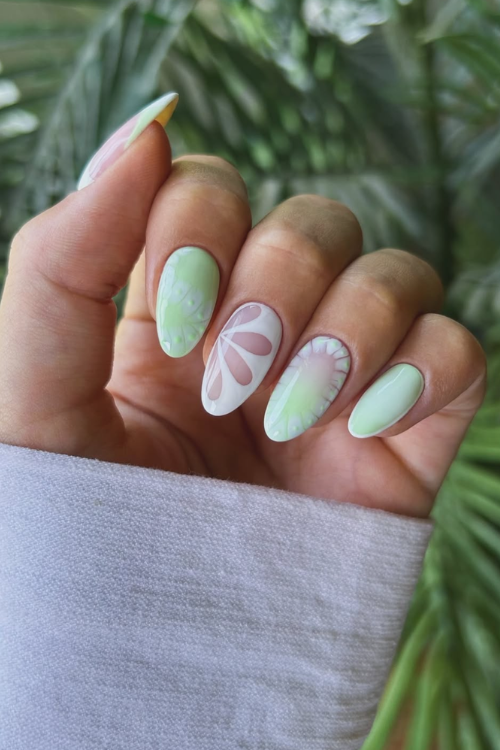 30 Fresh, Fun & a Little Flirty Light Green Nails That Are Too Cute to Ignore