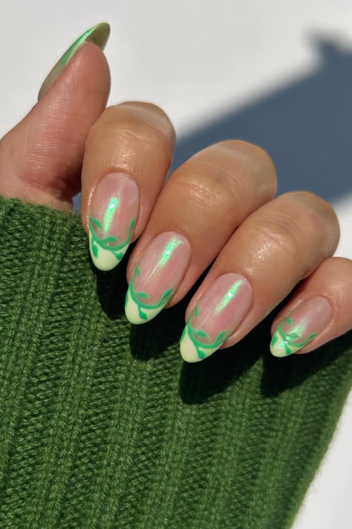30 Fresh, Fun & a Little Flirty Light Green Nails That Are Too Cute to Ignore