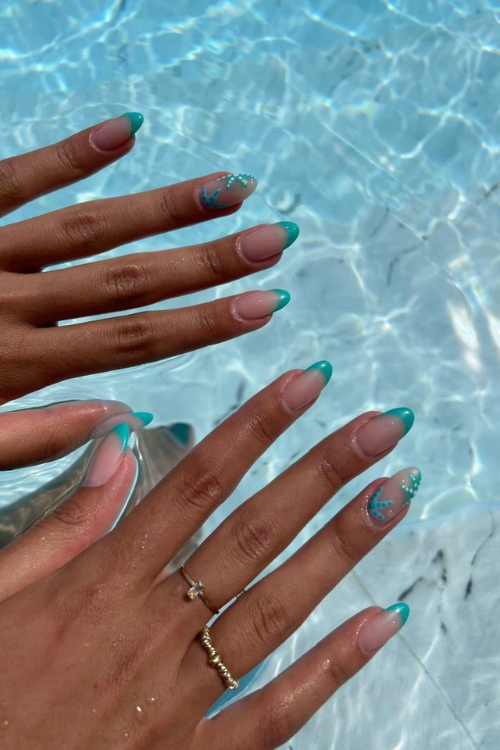 30 Gorgeous Vacation Nails That Scream “Take Me Somewhere Cute!”