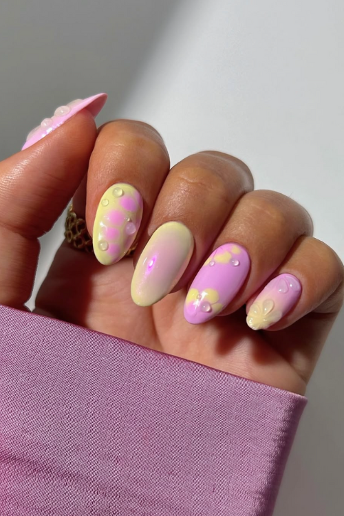 30 Gorgeous Vacation Nails That Scream “Take Me Somewhere Cute!”