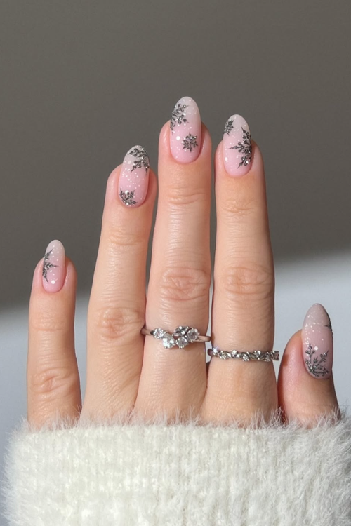 30 Holiday Nail Designs That Sparkle Harder Than the Tree