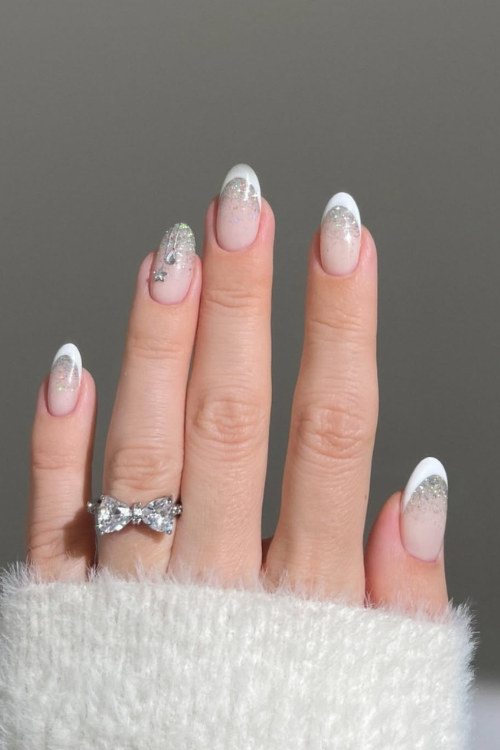 30 Holiday Nail Designs That Sparkle Harder Than the Tree