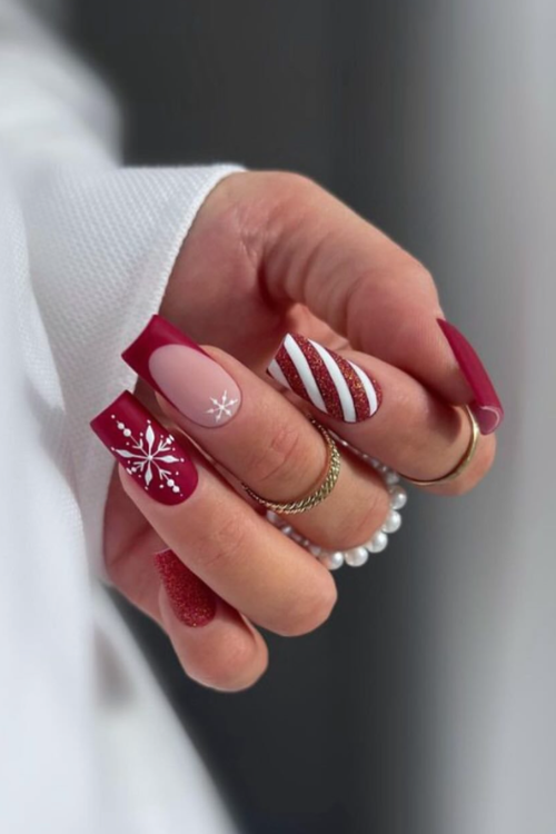 30 Holiday Nail Designs That Sparkle Harder Than the Tree