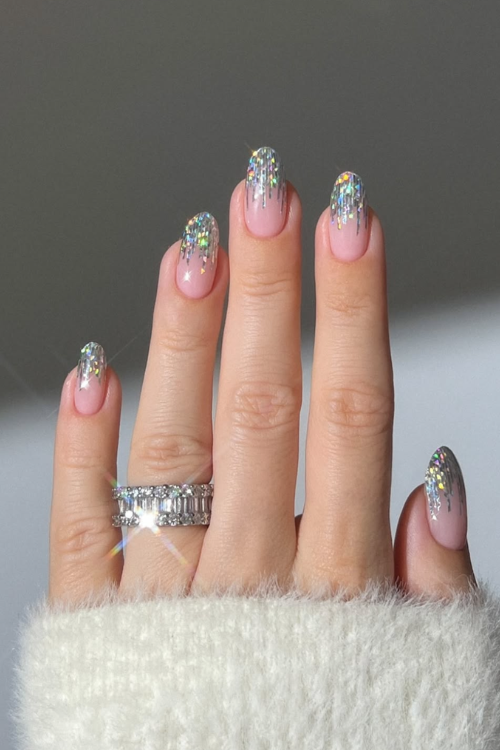 30 Holiday Nail Designs That Sparkle Harder Than the Tree