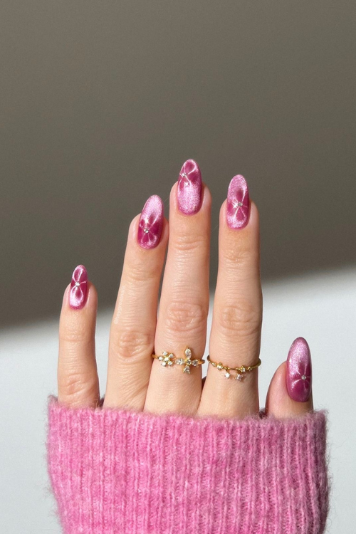 30 Shiny & Stunning Cat Eye Nails That Are Basically a Mani Mic Drop!