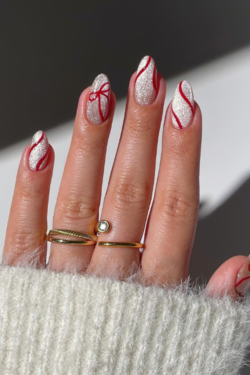 30 Shiny & Stunning Cat Eye Nails That Are Basically a Mani Mic Drop!