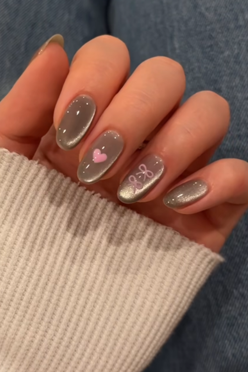 30 Shiny & Stunning Cat Eye Nails That Are Basically a Mani Mic Drop!