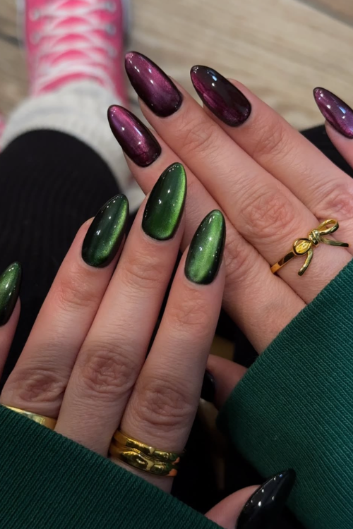 30 Shiny & Stunning Cat Eye Nails That Are Basically a Mani Mic Drop!