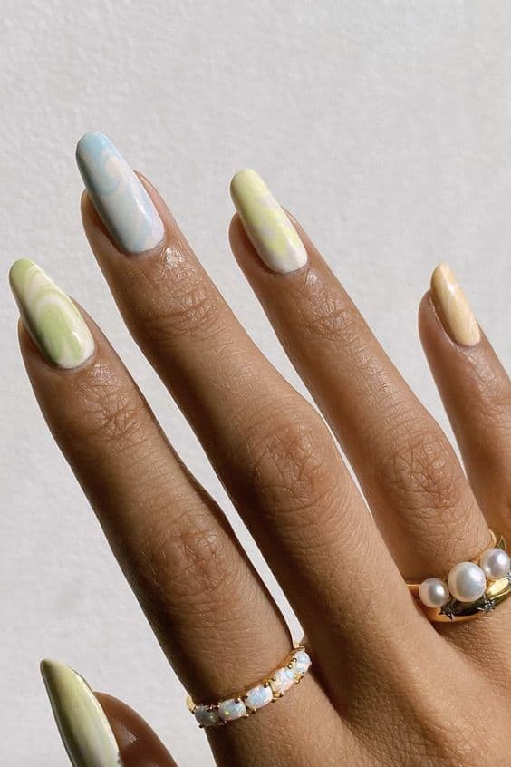 30 Spring Nails That Are Poppin' Like Wildflowers in April!