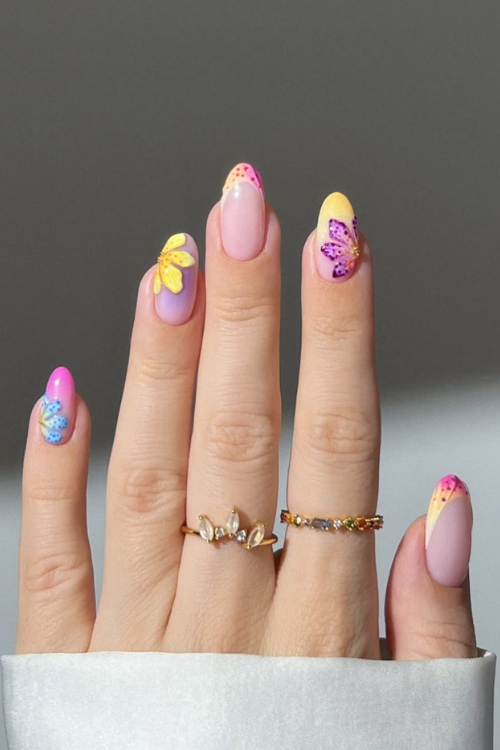 31 Showstopping Bright Summer Nails That’ll Impress the Hell Out of People