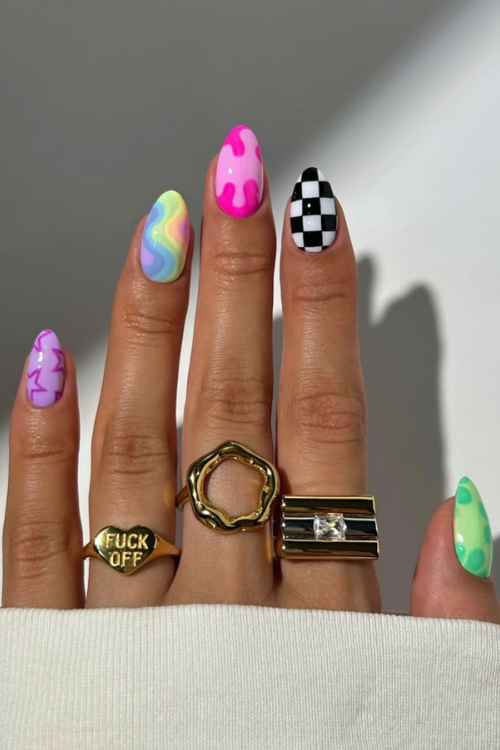 31 Showstopping Bright Summer Nails That’ll Impress the Hell Out of People