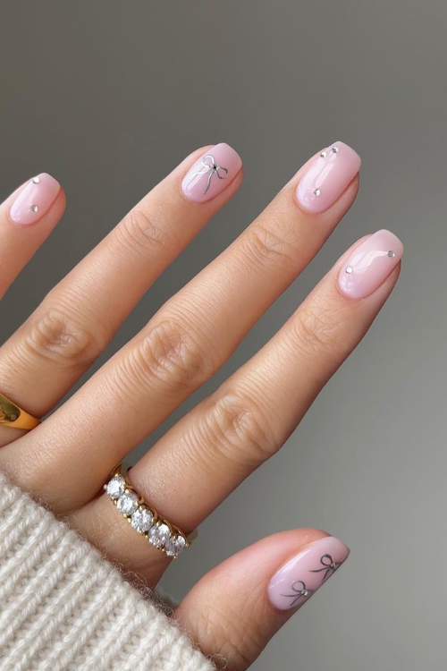 33 Effortlessly Chic Nude Nails for a Barely There, Totally Gorgeous Manicure
