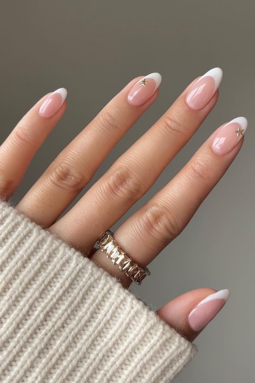 33 Effortlessly Chic Nude Nails for a Barely There, Totally Gorgeous Manicure