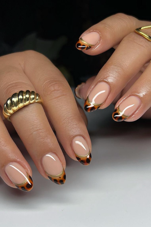 33 Effortlessly Chic Nude Nails for a Barely There, Totally Gorgeous Manicure