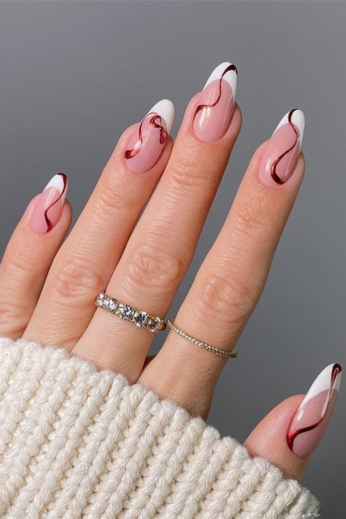 34 Graduation Nail Ideas So Cute, Even Your Degree Will Be Jealous!