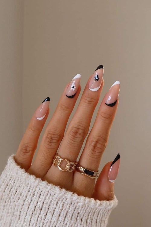 34 Graduation Nail Ideas So Cute, Even Your Degree Will Be Jealous!