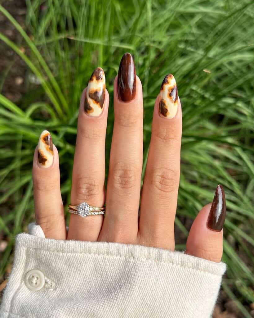 Tortoiseshell Nail Season