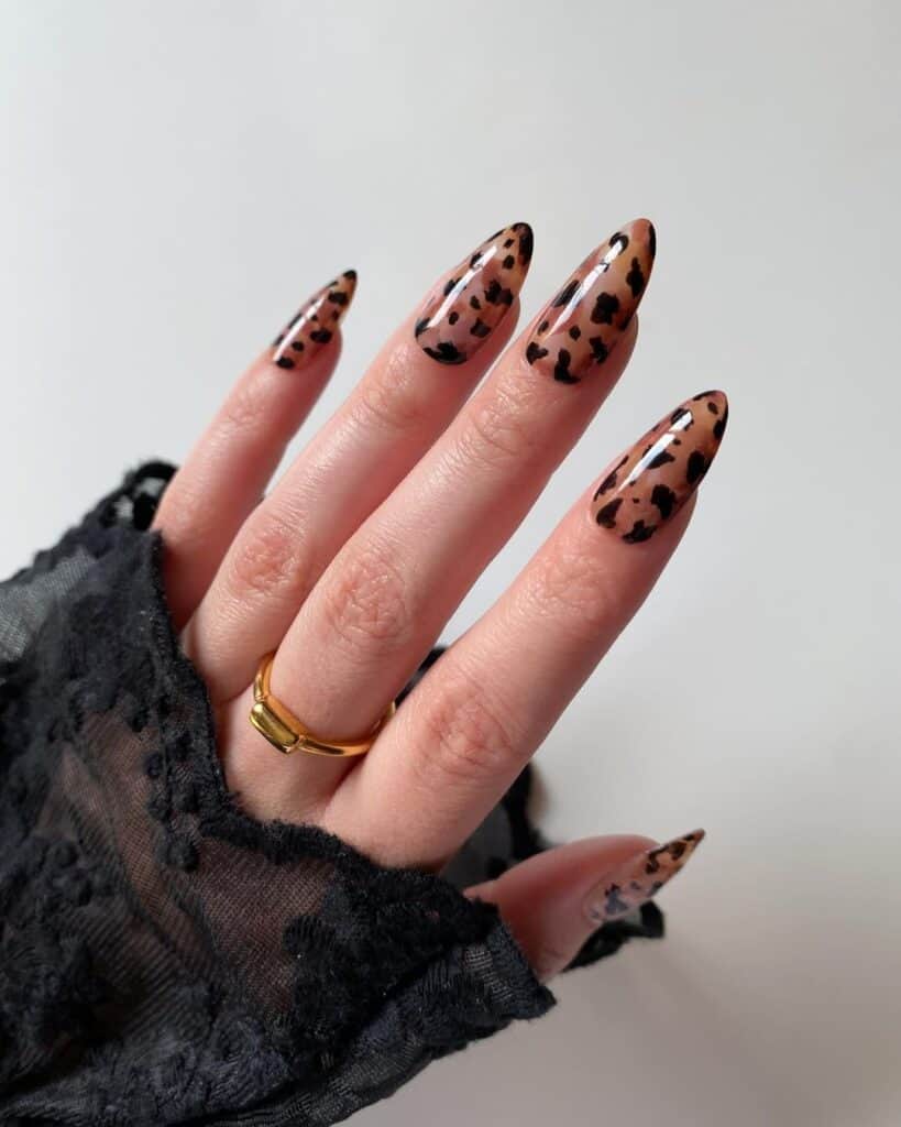 Neutral Tortoise Nails