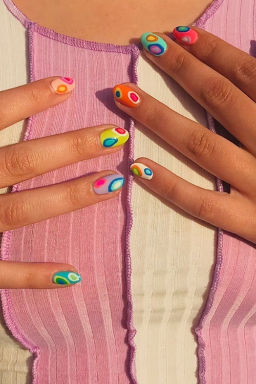 36 Cool, Quirky & a Lil’ Unexpected Funky Nails That Are Pure Art