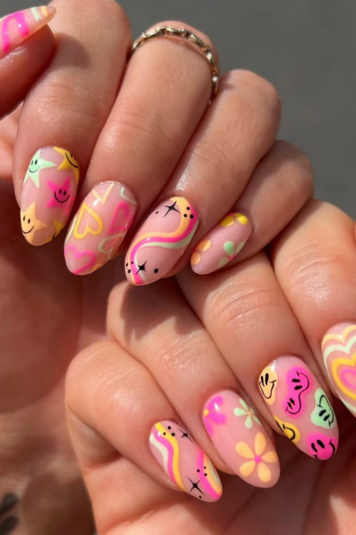 36 Cool, Quirky & a Lil’ Unexpected Funky Nails That Are Pure Art