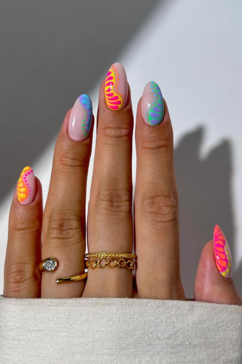 36 Cool, Quirky & a Lil’ Unexpected Funky Nails That Are Pure Art